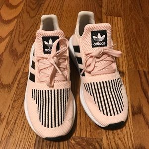 Adidas Pink Shoes 👟🌸